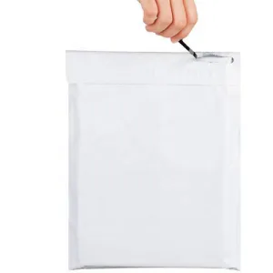 14.5 x 19 x 2.5 mil Poly Mailers with Tear Strip. - 500/CTN 14.5 x 19 x 2.5 mil Poly Mailers with Tear Strip. - 500/CTN