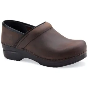 DANSKO Men's Narrow Professional Brown Oiled Leather Clogs DANSKO Men's Narrow Professional Brown Oiled Leather Clogs