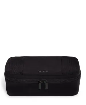 FREE GIFT | TRAVEL ACCESSORY PACKING CUBE SMALL - BLACK FREE GIFT | TRAVEL ACCESSORY PACKING CUBE SMALL - BLACK