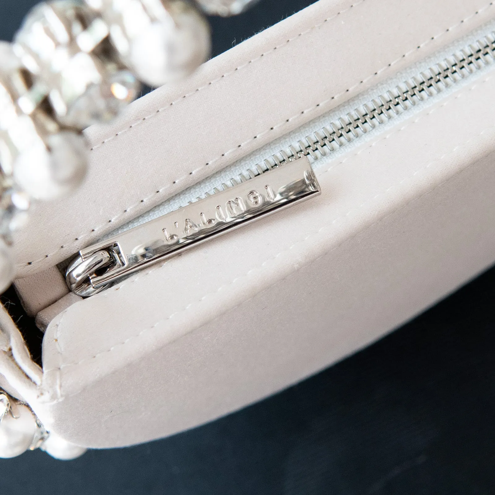 L'Alingi Oyster Satin Bag